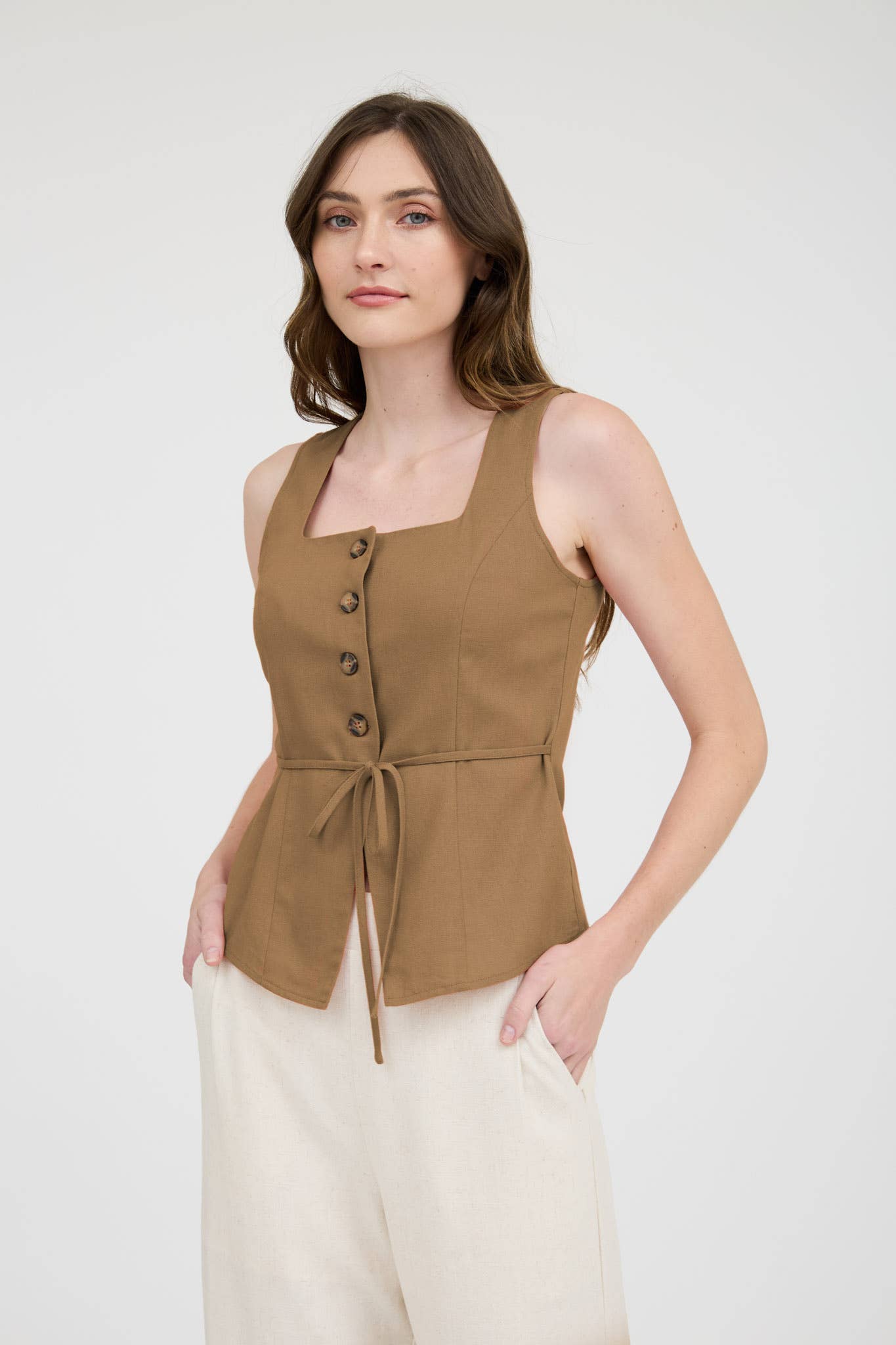 LINEN BUTTON DOWN SPLIT HEM CROPPED VEST
