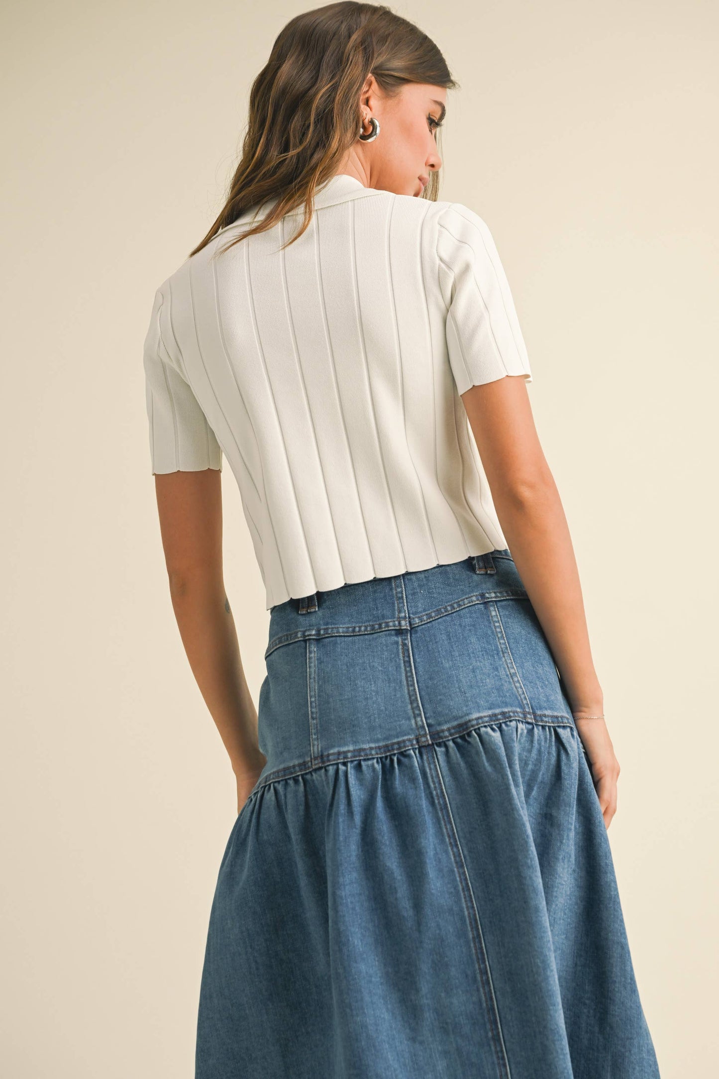 RIBBED DETAIL KNITTED COLLAR POLO