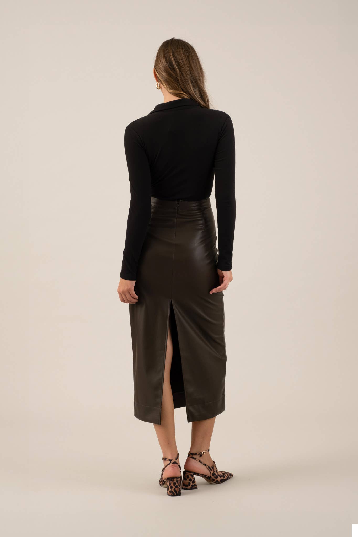 DARK BROWN HIGH WAISTED LEATHER SLIT MIDI SKIRT
