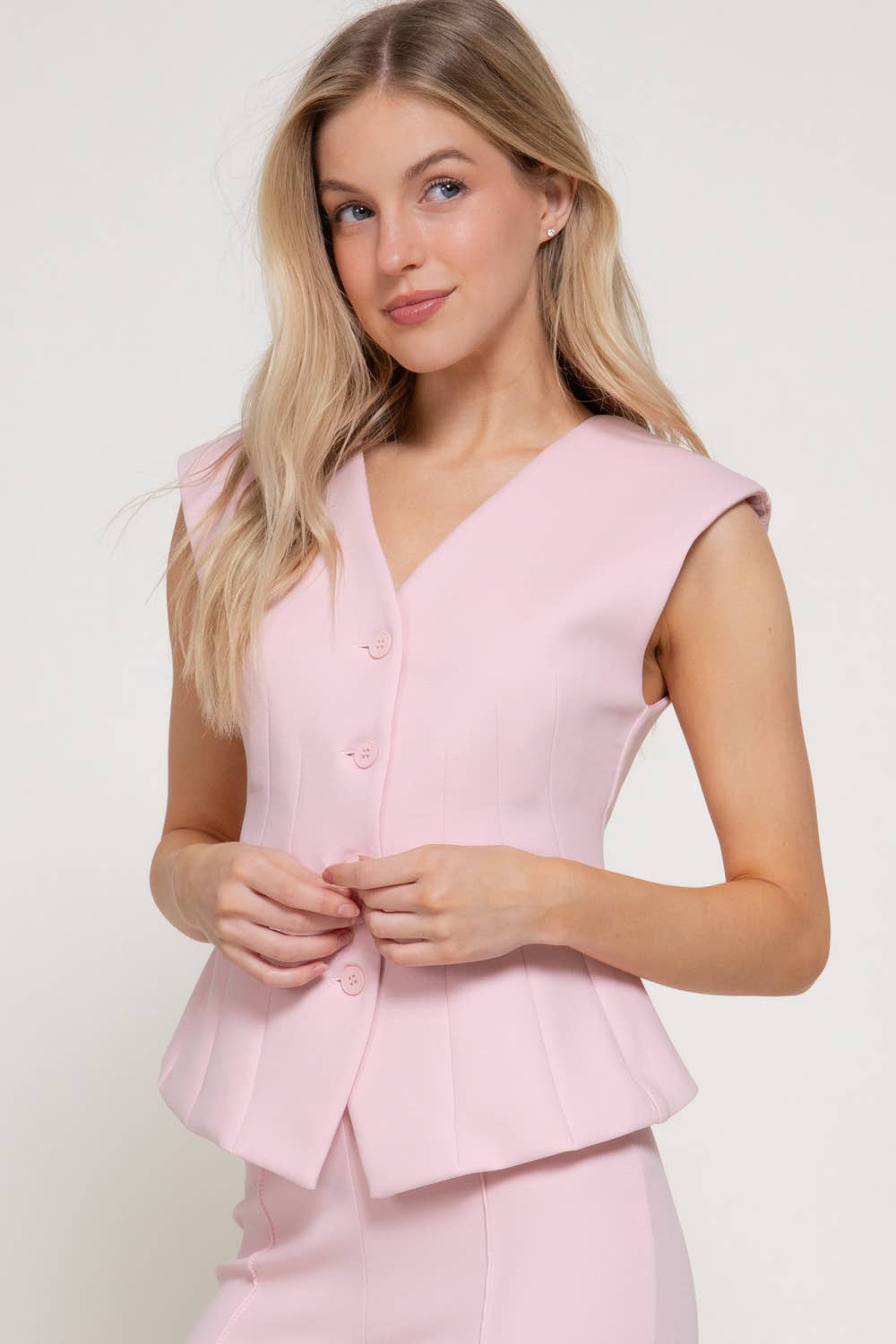V-Neck Knit Vest with Shoulder Pads Active Basic | Active USA