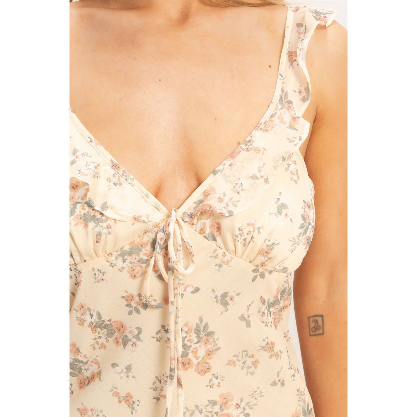 Floral Ruffle Strap Midi Dress HYFVE