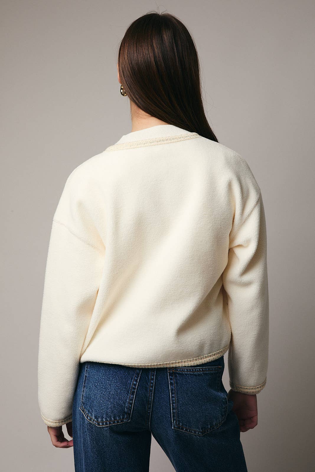 ROUND NECK BUTTON DOWN FLEECE CARDIGAN Sunday Edition by LE LIS